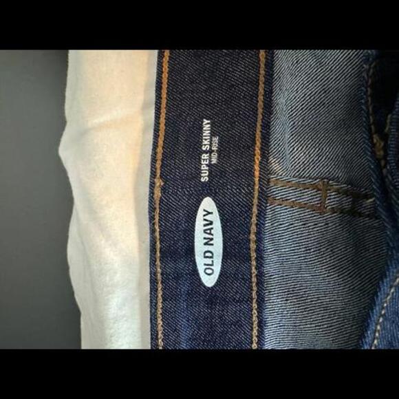 NWT Old Navy Super Skinny Mid Rise, Size 20 - Picture 5 of 5